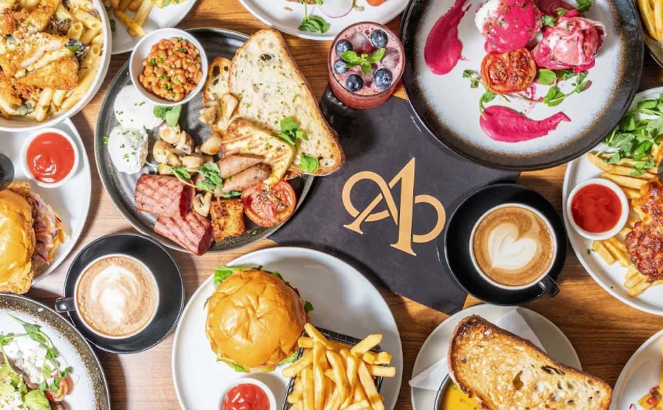 Averra Cafe & Diner