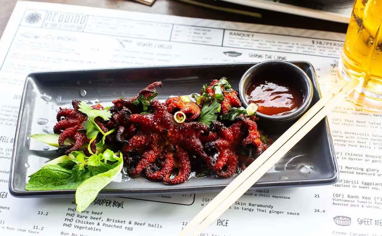 New Wind Vietnamese's Eatery & Bar