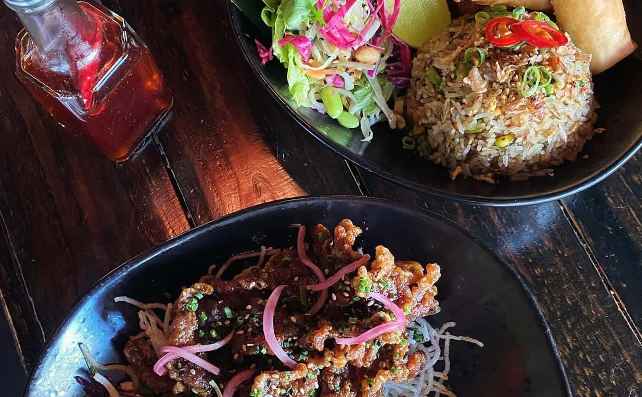 Enjoy Cantonese, Gluten Free options, Vegan options, Vegetarian options, Gastropub, Indoor & outdoor seating, Highchairs available, Table service, Street parking, $$$$, Families and Groups cuisine at Mr Hizola's in Burleigh, Gold Coast