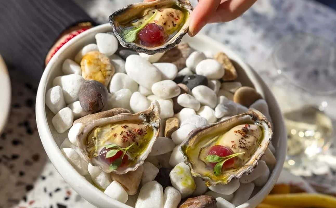 Jetty Bar & Eats