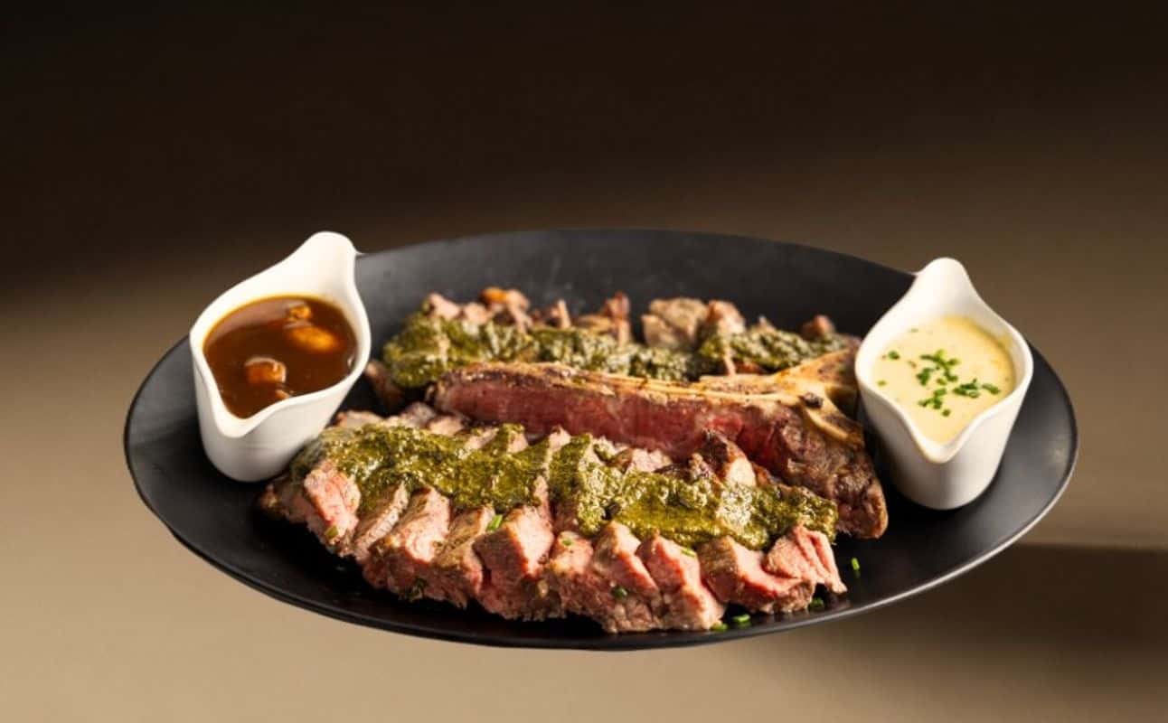 Enjoy Australian, Vegetarian options, Bars & pubs, Restaurant, Wheelchair accessible, $$$$, Families and Groups cuisine at Beach House Loganholme in Loganholme, Brisbane