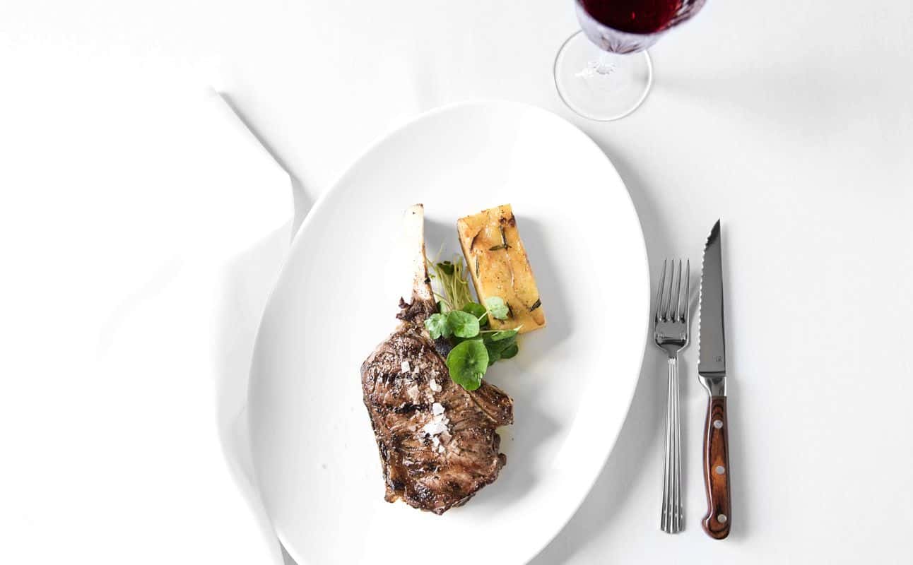 Enjoy Steakhouse and Seafood cuisine at Mr G's Bar & Grill in Double Bay, Sydney