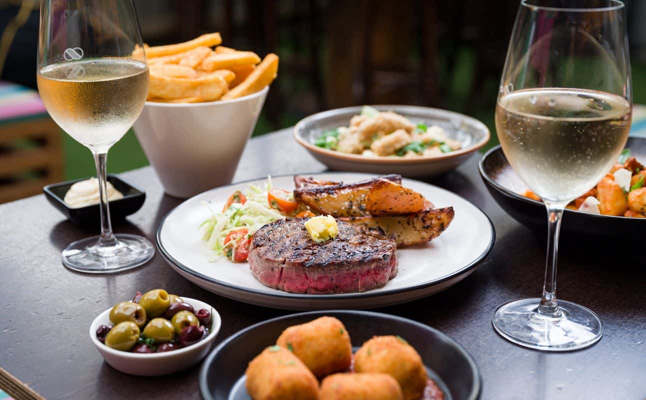 Littlefoot Bar + Kitchen