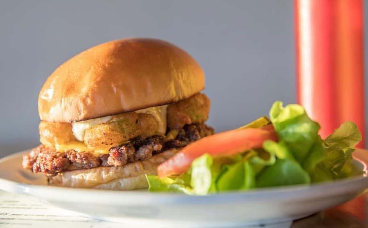 Enjoy Easy Street Diner in Mermaid Beach, Gold Coast