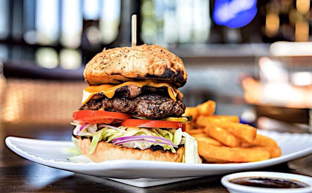 Enjoy BBQ cuisine at Buffalo Sears Smokehouse in Burleigh, Gold Coast