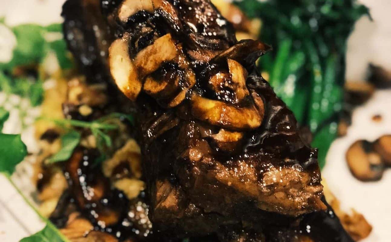 Enjoy Australian and Pub Food cuisine at Fomo in Sunshine Beach, Sunshine Coast