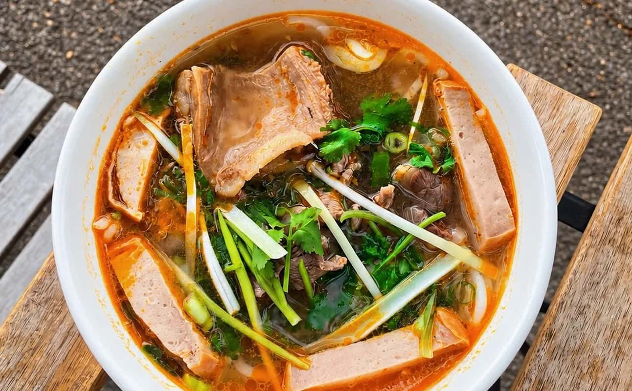 Leon's Pho and Roll - Park St