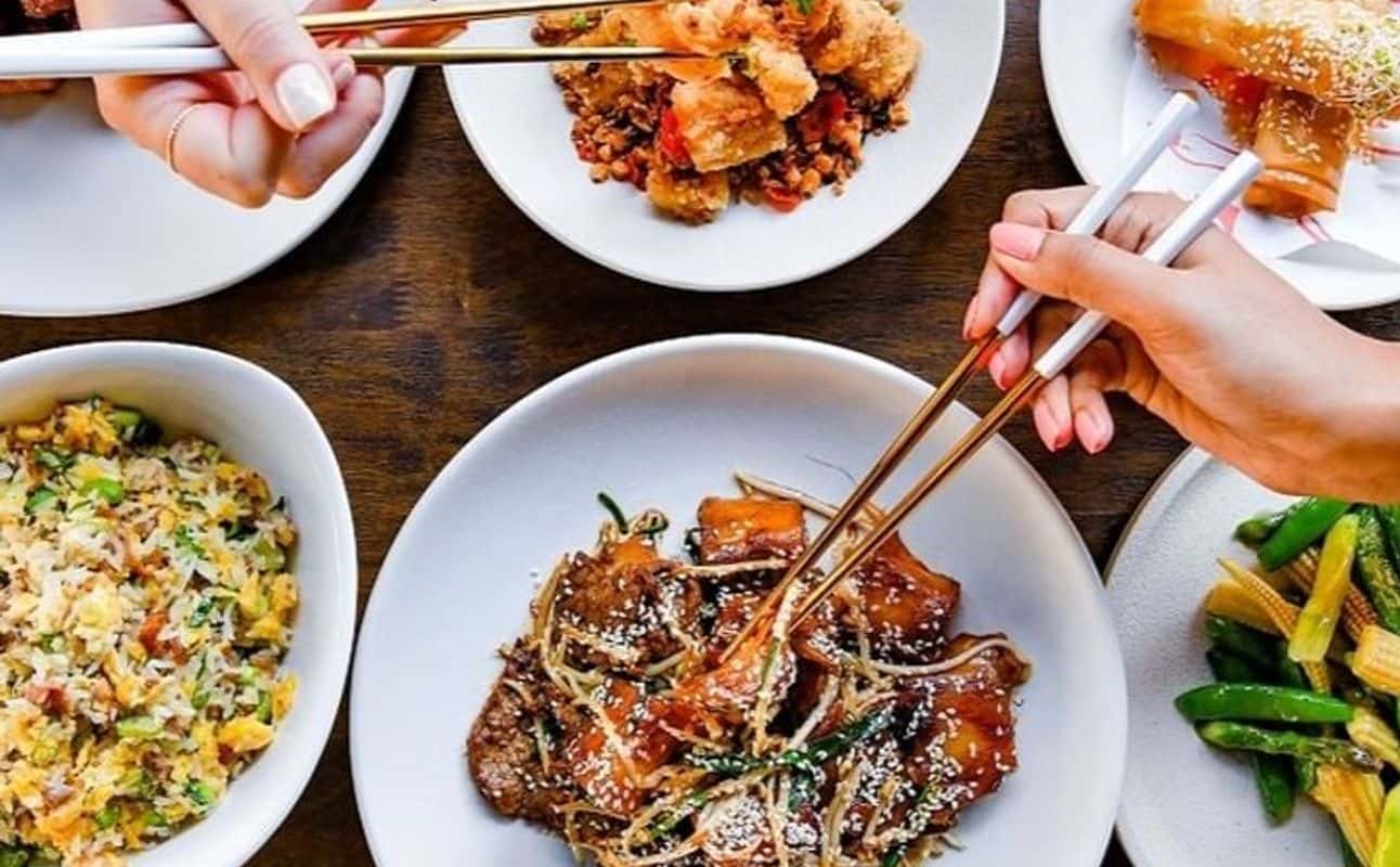 Enjoy Chinese and Asian cuisine at Holy Duck Kensington St in Chippendale , Sydney