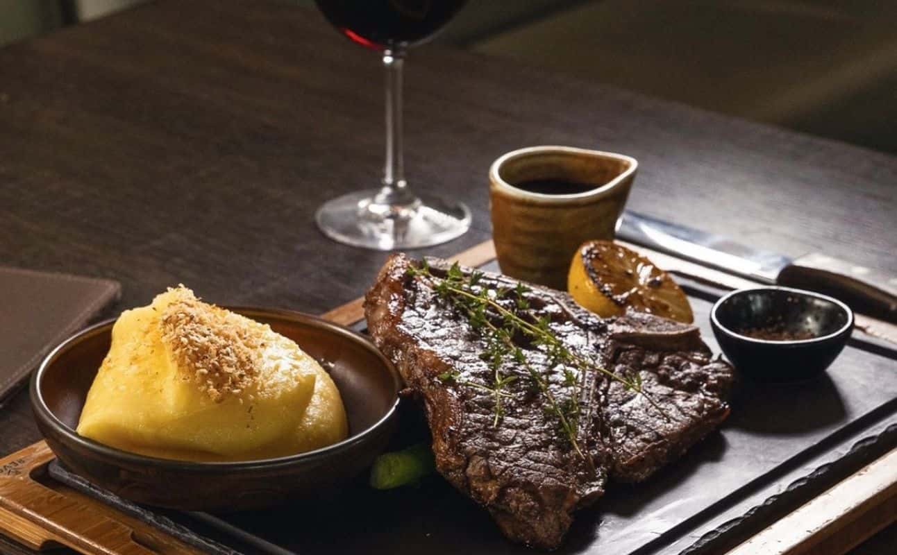 Six Acres Restaurant - Rydges Fortitude Valley