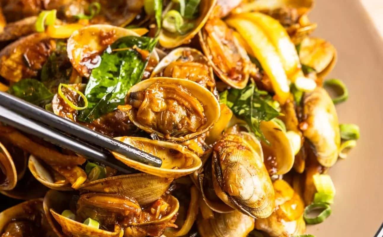Enjoy Asian, Malaysian, Vegetarian options, Restaurant, Indoor & outdoor seating, $$$, Groups and Families cuisine at Nasi + Mi in Wantirna South, Melbourne
