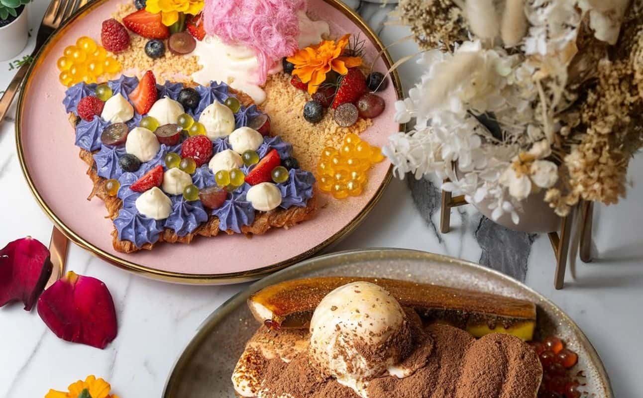 Mitr Dessert House & Dining