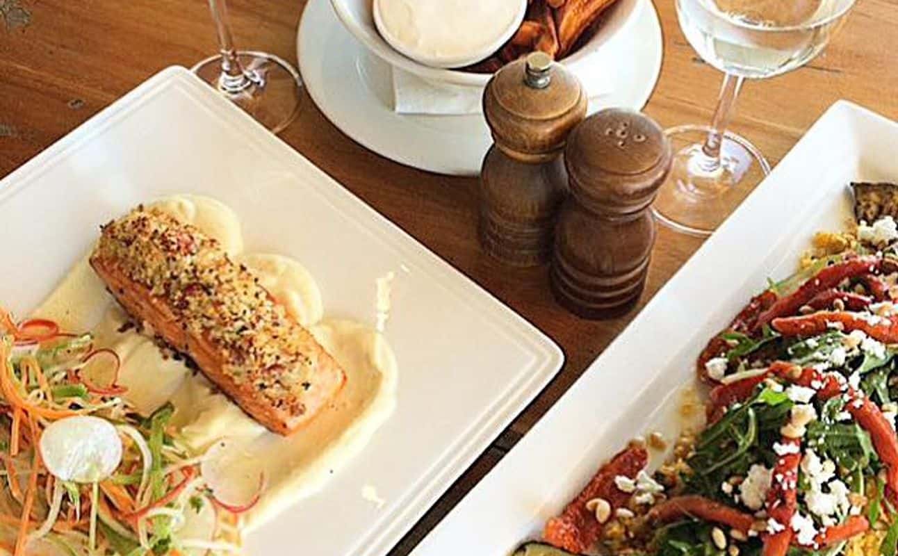Enjoy Australian, Cafe and Family cuisine at Sandbar Cafe and Restaurant in Dee Why, Sydney