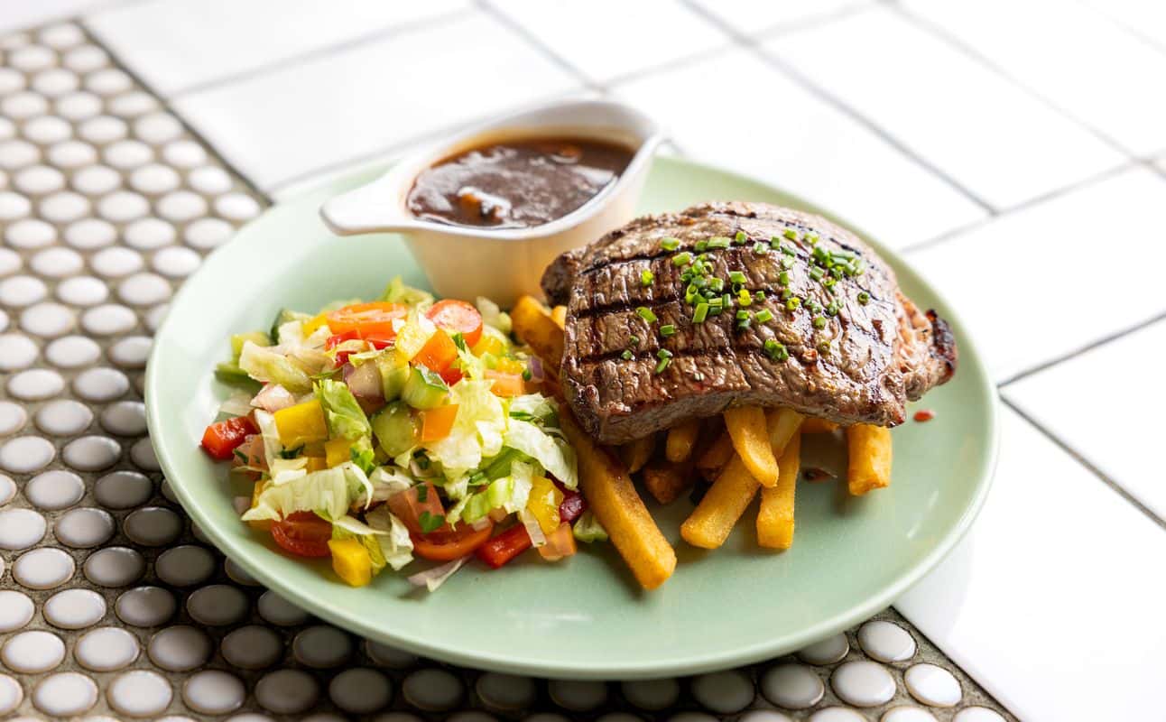 Beach House Bar & Grill Loganholme