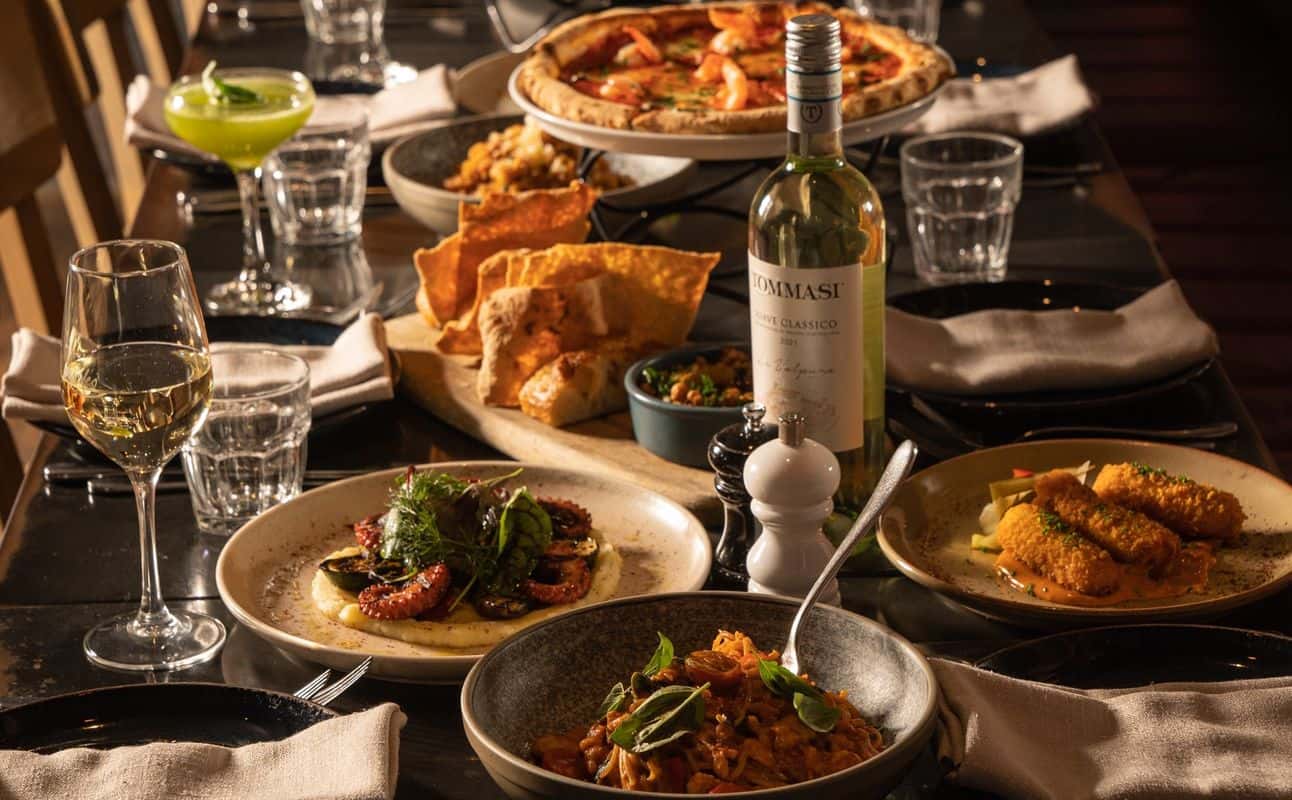 Mordeo Bistro & Bar
