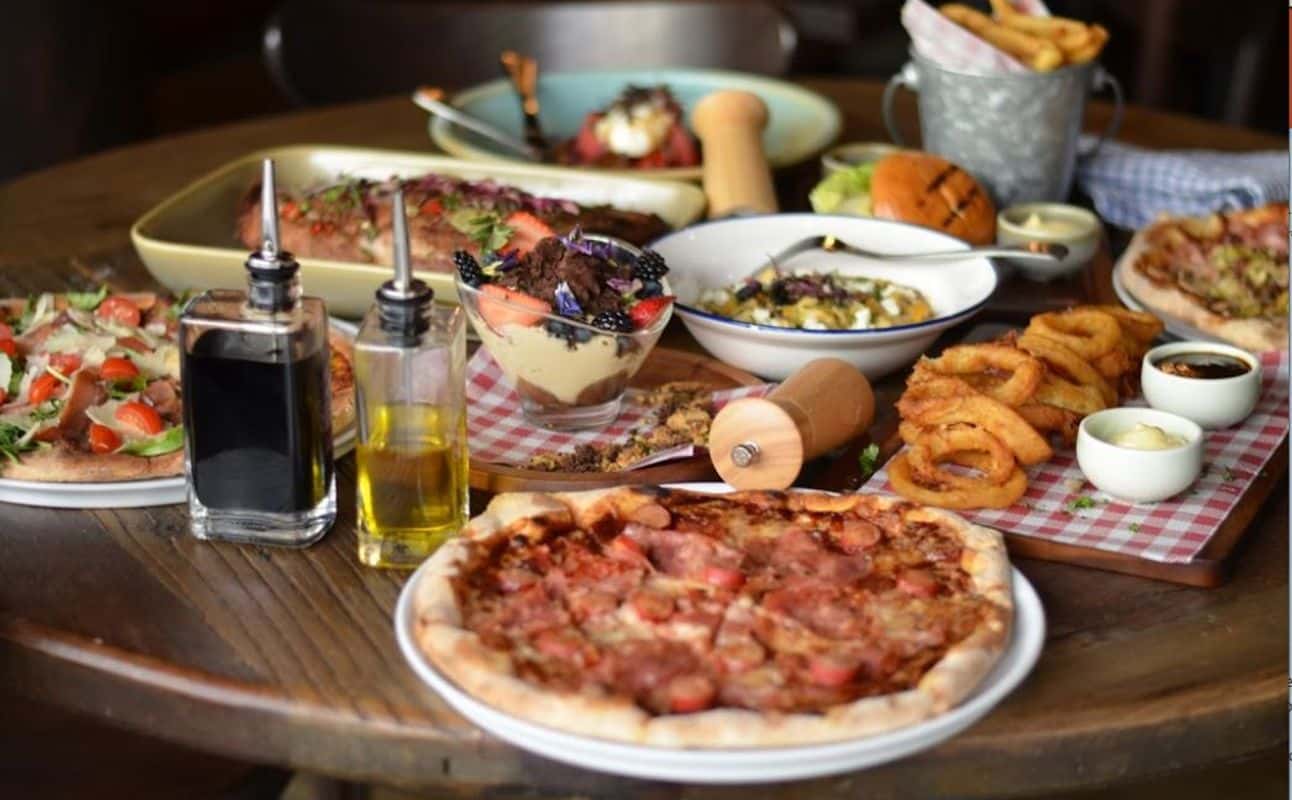 Enjoy Italian and Pizza cuisine at Mangia & Co in Newtown, Sydney
