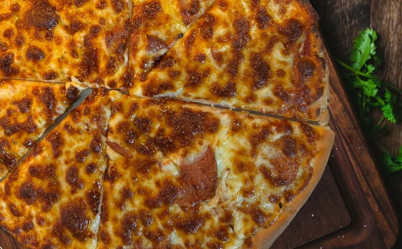 Martinellas Brighton Bay Pizza