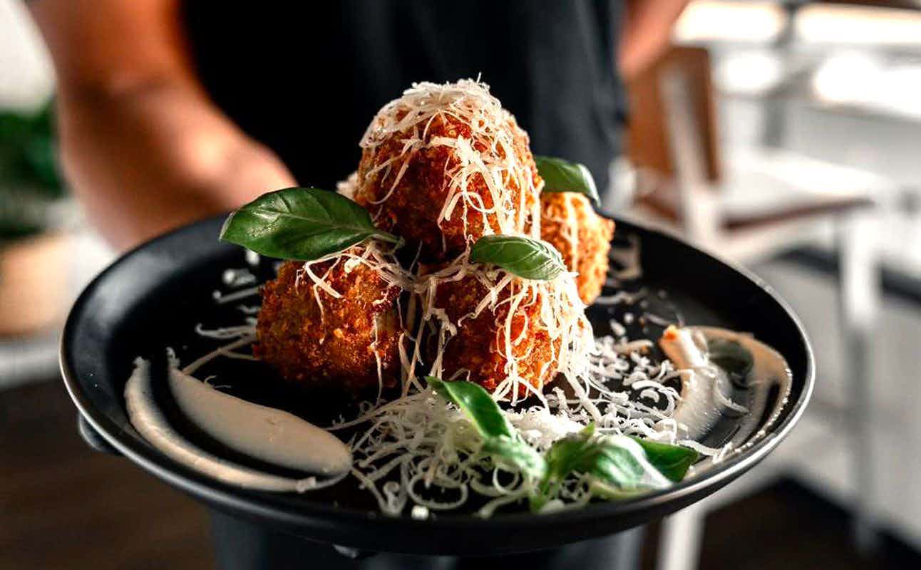 Enjoy Italian cuisine at Jafa Restaurant and Bar in Runaway Bay & Southport, Gold Coast