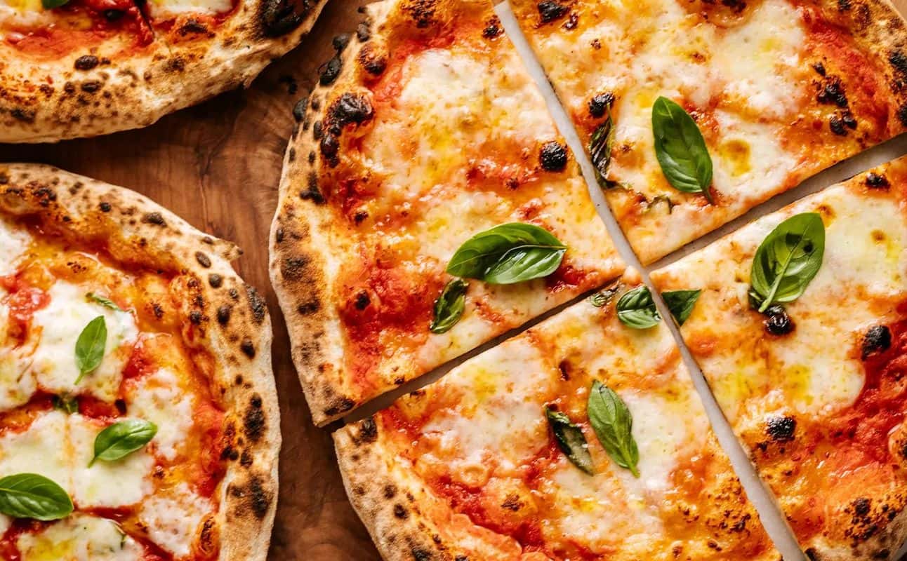 Enjoy Italian, Restaurant, Indoor & outdoor seating, Child friendly, $$, Families, Groups, Date night, Hidden gems and Kids cuisine at La Regina Coorparoo in Coorparoo, Brisbane