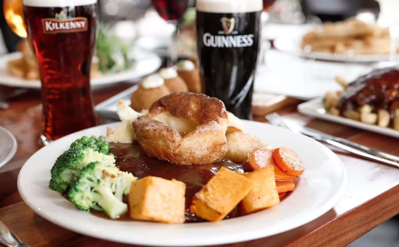 Enjoy Irish, Bars & pubs, Free wifi, Highchairs available, Indoor & outdoor seating, Table service, $$$$, Families, Live music and Groups cuisine at Paddy Malone's in Joondalup, Perth