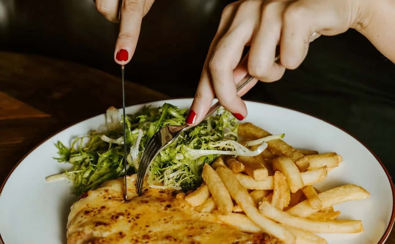 Enjoy Pub Food, Australian, Gluten Free options, Dairy free options, Vegetarian options, Vegan options, Bars & pubs, Late night, Indoor & outdoor seating, $$$$, Families and Groups cuisine at Moon Dog Wild West in Footscray, Melbourne