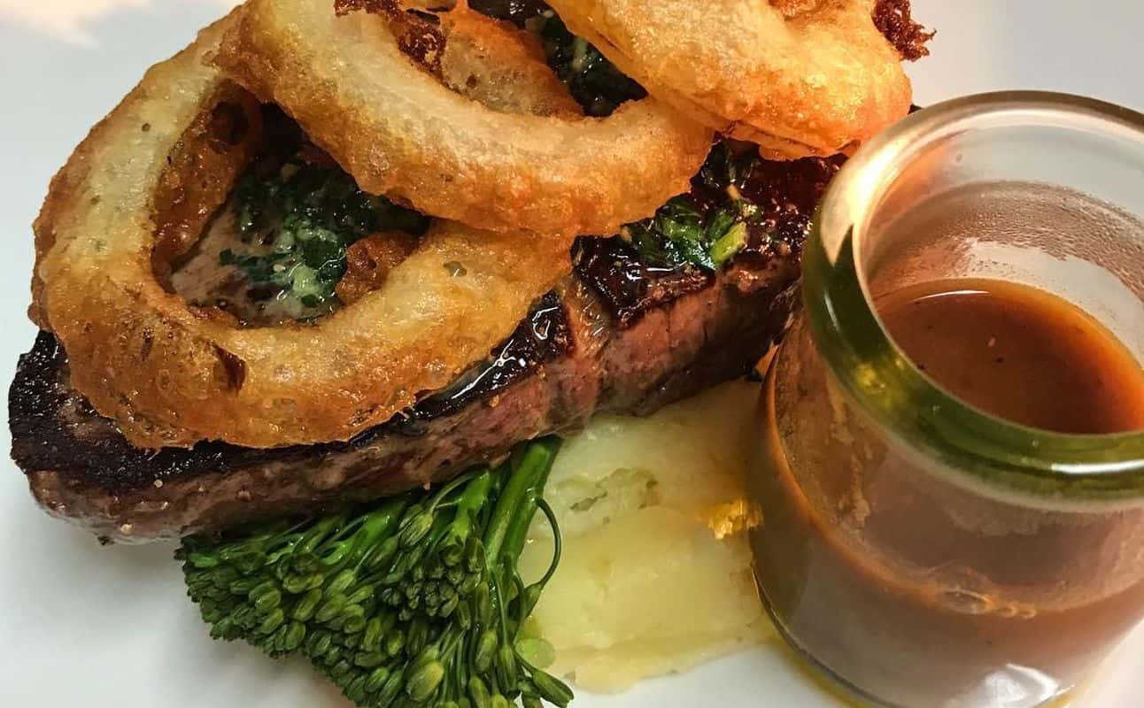 Enjoy Australian and International cuisine at Halse Lodge in Noosa Heads, Sunshine Coast