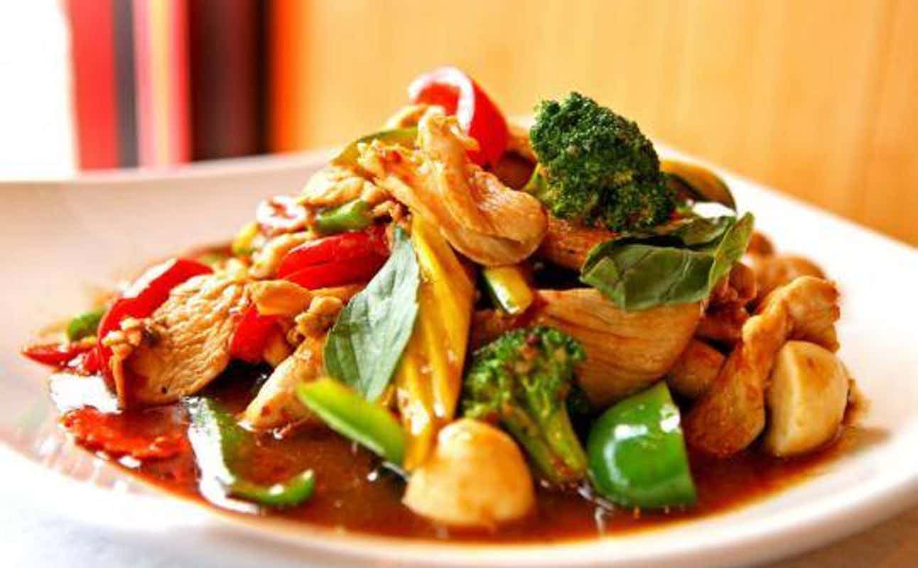 Enjoy Asian and Thai cuisine at Khao Thai in Balgowlah, Sydney