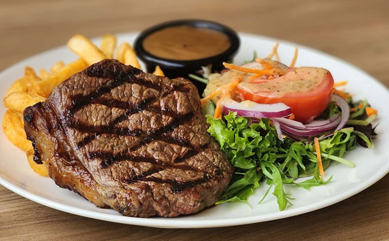 Enjoy Steakhouse, Italian, Australian, Dairy free options, Gluten Free options, Vegan options, Vegetarian options, Gastropub, Sports bar, Restaurant, Indoor & outdoor seating, Street parking, Highchairs available, Wheelchair accessible, Free wifi, $$$, Groups, Families and Kids cuisine at 5th Quarter - LIONS @ Springwood in Rochedale, Brisbane