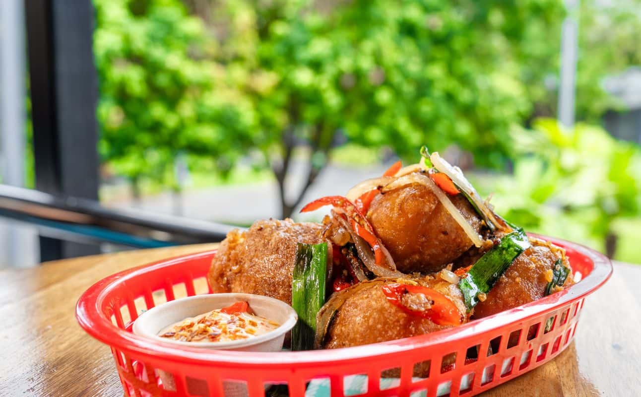 Enjoy Irish, Chinese, Sports bar, Bars & pubs, Late night, $$, Groups, Live music, Craft beer, Hidden gems and All patrons under 18 must be accompanied by a parent or legal guardian. cuisine at Bourbon St. Sports Bar (Shamwok) in Cairns City Centre, Cairns