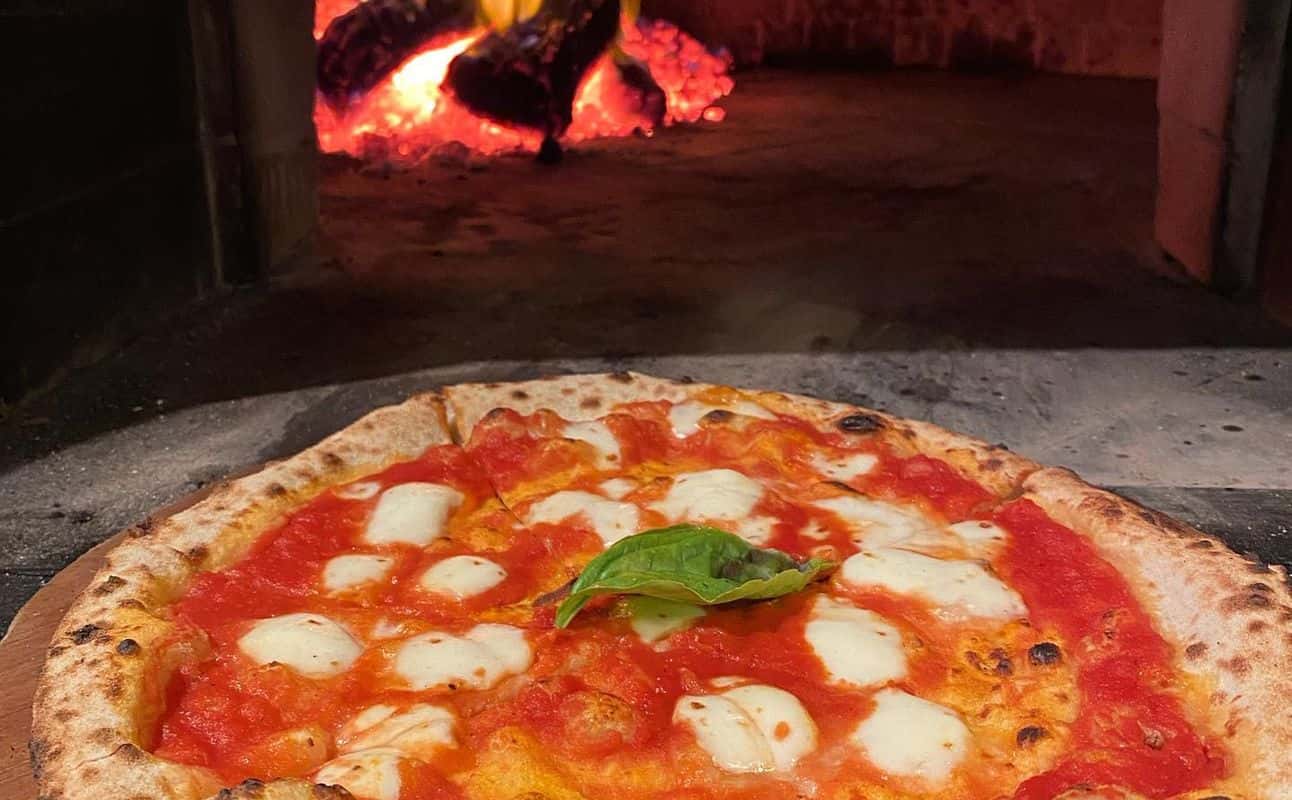 Enjoy Italian cuisine at Ventuno 21 in Black Rock, Melbourne