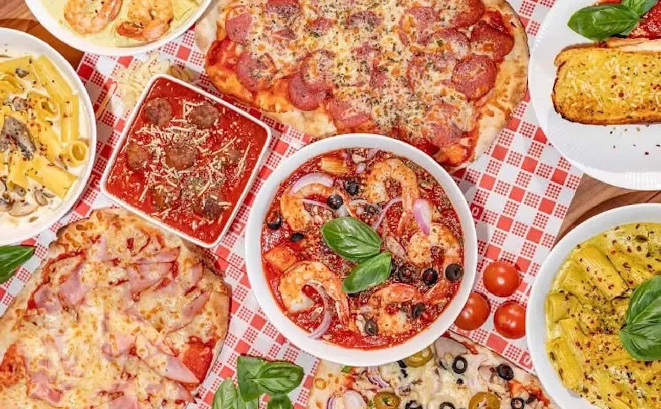 Enjoy Pizza, Italian, Restaurant, Table service, $$$, Groups and Families cuisine at Pasta and Plenty in Pacific Pines, Gold Coast