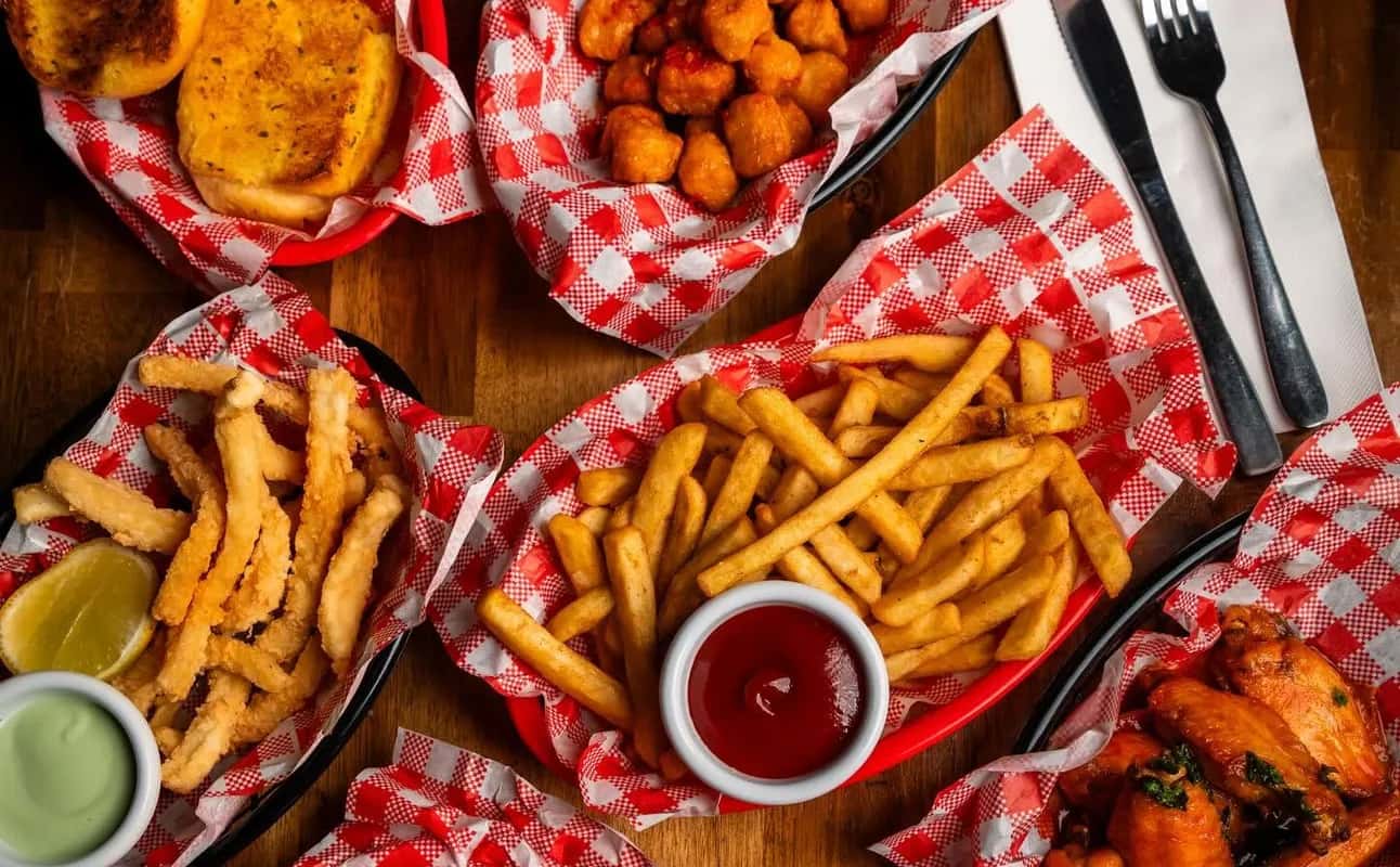 Enjoy Pub Food, American, Australian, Vegetarian options, Vegan options, Gluten Free options, Bars & pubs, Indoor & outdoor seating, Highchairs available, Free wifi, $$ and Live music cuisine at The Leadbeater Hotel in Richmond, Melbourne
