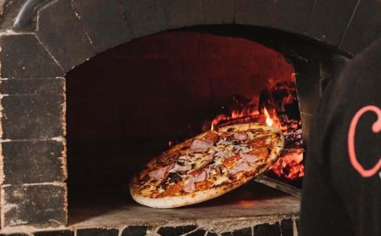 Enjoy Italian, Pizza, Vegetarian options, Restaurant, $$$, Families and Groups cuisine at Ciccio's Woodfire Pizzeria - Aspendale in Aspendale, Melbourne