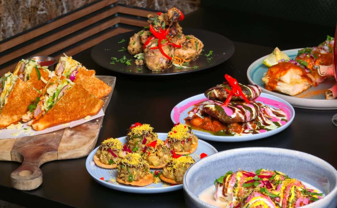 Enjoy Indian cuisine at Gazab Indian Restaurant & Bar in Bella Vista , Sydney