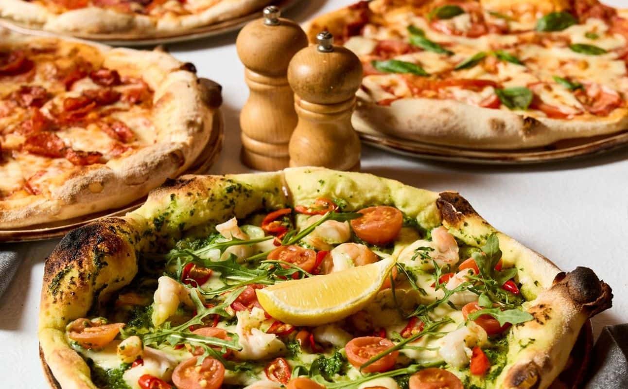 Enjoy Pub Food, Dairy free options, Gluten Free options, Vegan options, Vegetarian options, Bars & pubs, Restaurant, Late night, Indoor & outdoor seating, Wheelchair accessible, $$$$, Groups, Live music, Bar scene and Families cuisine at The Lucky Squire in Broadbeach, Gold Coast