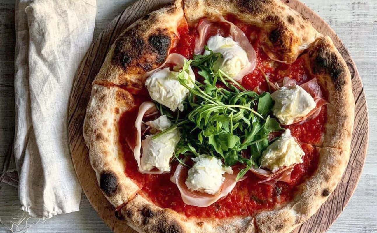 Enjoy Italian, Gluten Free options, Vegetarian options, Restaurant, Indoor & outdoor seating, $$$, Groups and Families cuisine at O-bar Pizzeria in Noosa, Sunshine Coast