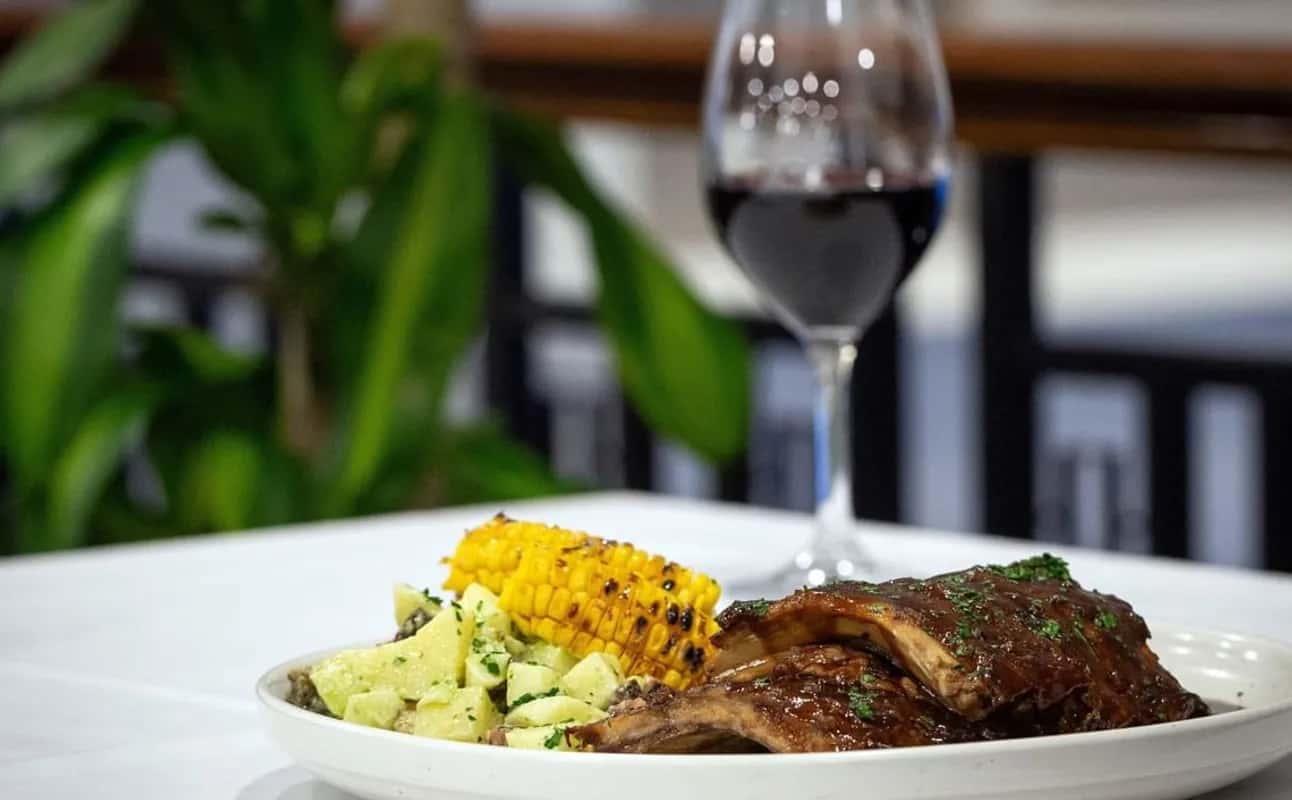 Enjoy Australian, Vegetarian options, Gluten Free options, Hotel restaurant, Highchairs available, Table service, Wheelchair accessible, $$$, Families and Business meetings cuisine at Bistro Sixty5 in Adelaide CBD, Adelaide