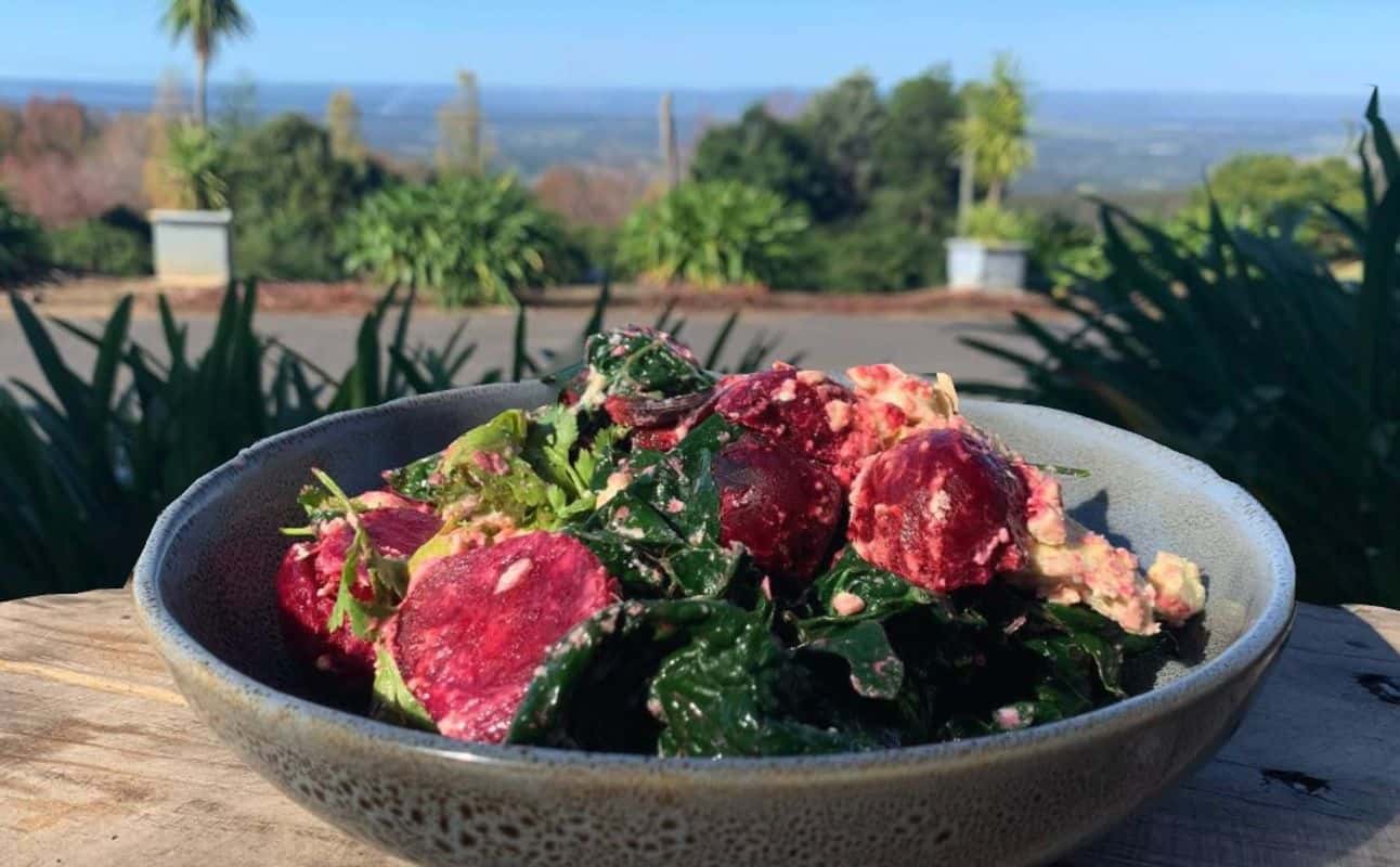 Enjoy Pizza, Seafood and Steakhouse cuisine at Archibald Hotel in Kurrajong Heights, Sydney