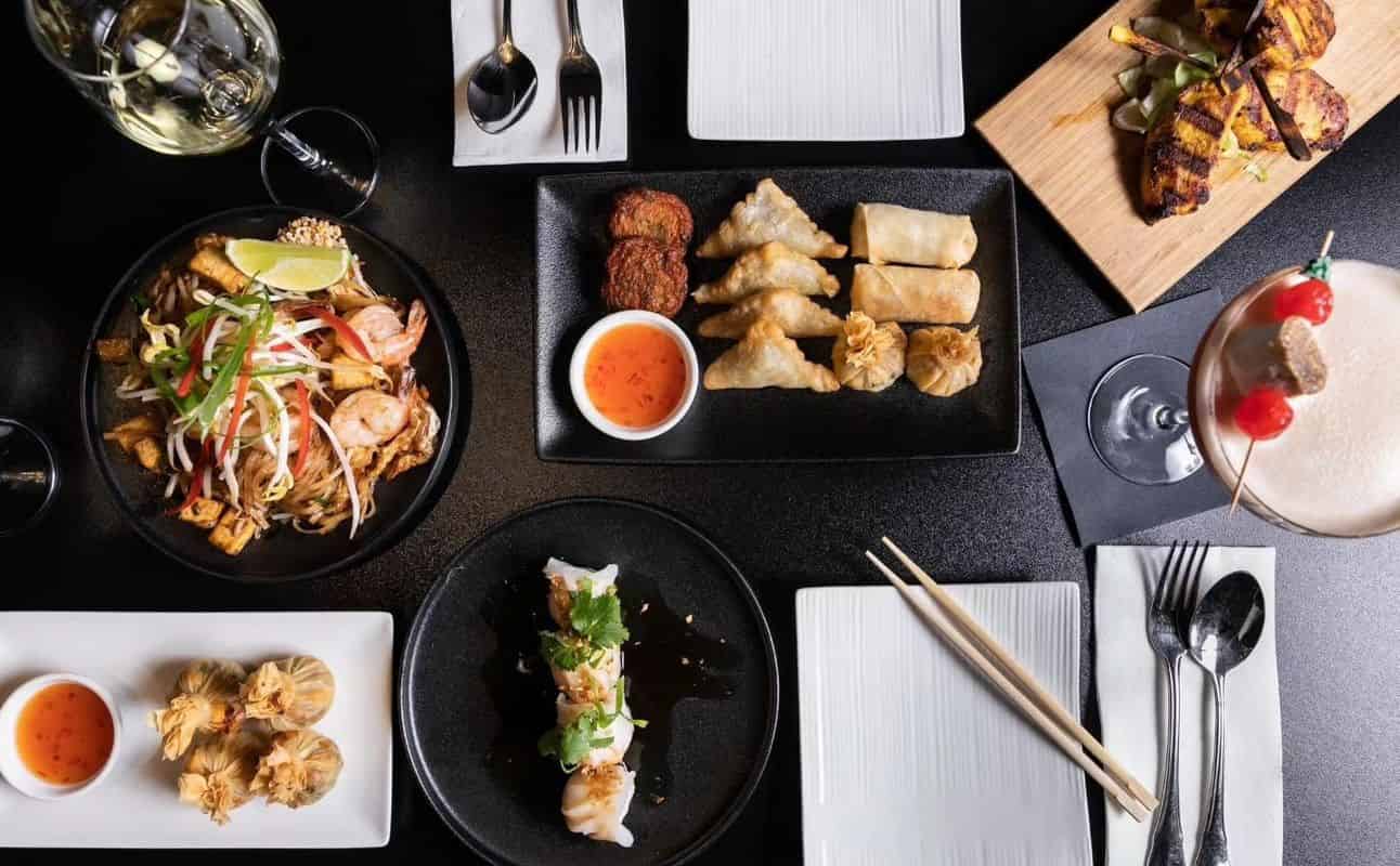 Enjoy Thai, Asian, Vegan Options, Vegetarian options, Gluten Free Options, Restaurant, Highchairs available, $$$, Families and Groups cuisine at Blossom Thai in South Yarra, Melbourne