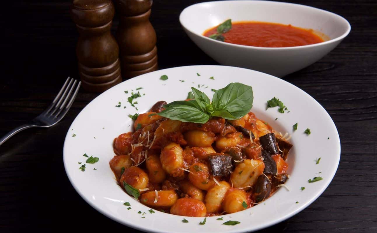 Enjoy Italian, Pizza, Vegetarian options, Halal, Restaurant, Child friendly, Wheelchair accessible, $$$, Groups and Families cuisine at Sapori D'Italia in Kirrawee, Sydney
