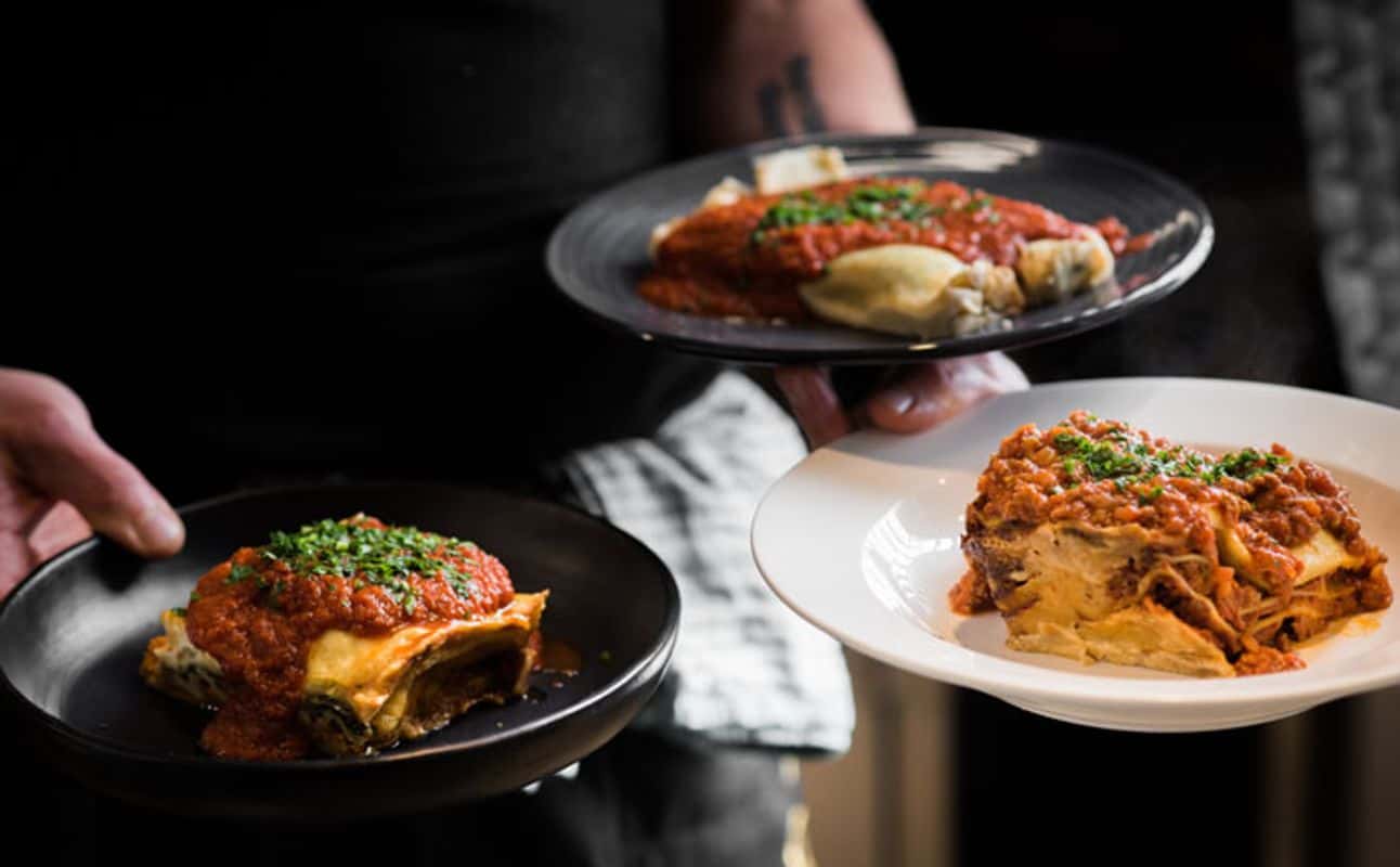 Enjoy Pizza, Vegetarian options, Gluten Free options, Restaurant, Highchairs available, Indoor & outdoor seating, Table service, Wheelchair accessible, $$$, Groups and Families cuisine at Pizza D'oh in Blairgowrie, Melbourne