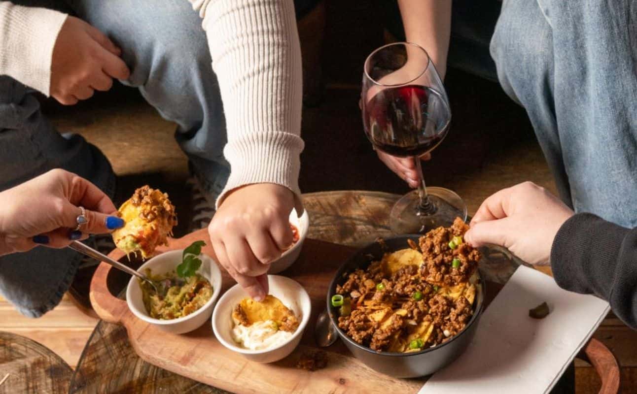 Enjoy Modern Australian, Dairy free options, Gluten Free options, Vegetarian options, Vegan options, Bars & pubs, Indoor & outdoor seating, $$, Groups, Special occasion and Live music cuisine at Cyan Bar & Lounge in Mentone, Melbourne