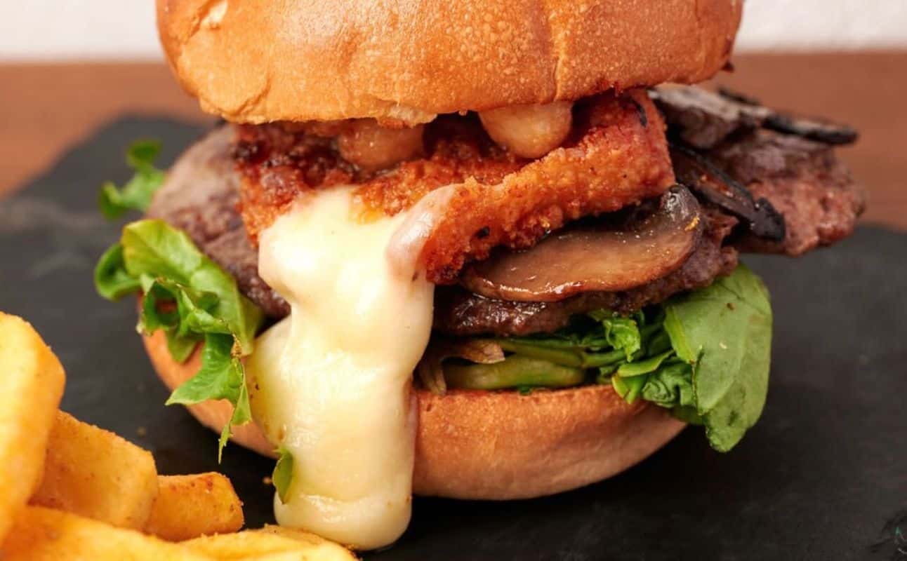 Enjoy Burgers, Vegan options, Vegetarian options, Restaurant, Table service, Indoor & outdoor seating, $$, Families and Groups cuisine at Miel Container Runcorn in Runcorn, Brisbane