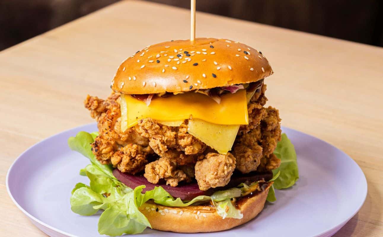 Enjoy American, Australian, Vegetarian options, Sports bar, Highchairs available, Non-smoking, Street parking, Wheelchair accessible, $$ and Groups cuisine at Two Fat Buns in Essendon, Melbourne