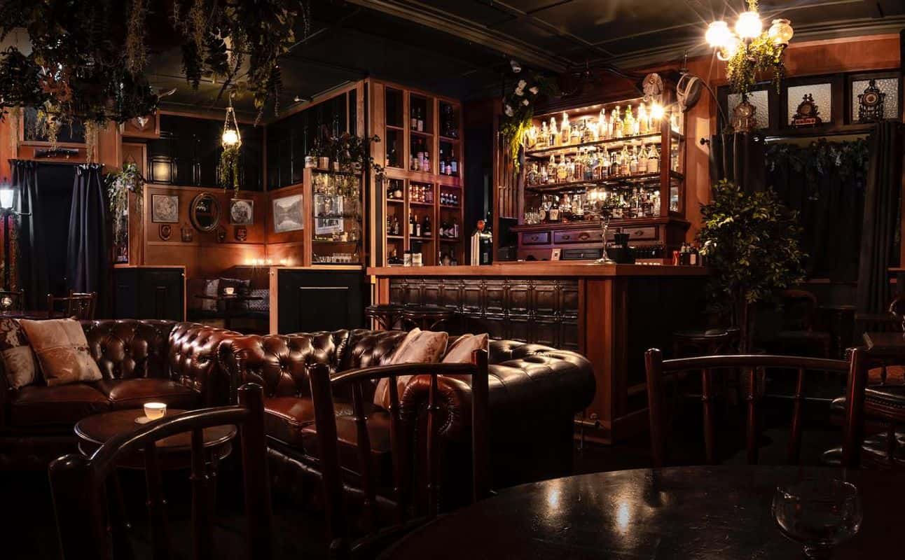 Enjoy Australian, International, Small plates and Gastropub cuisine at Electric Avenue & Mrs J Rabbits in Woolloongabba, Brisbane