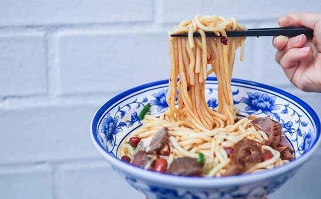 Enjoy Chinese and Asian cuisine at Pappa's Stew Chilli Cuisine in Newtown, Sydney