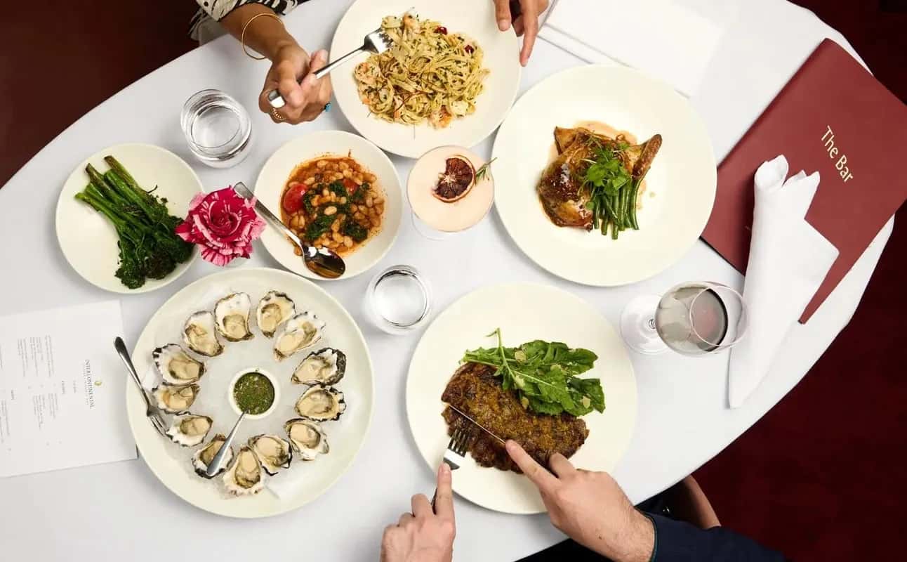 Enjoy Modern Australian, Vegetarian options, Hotel restaurant, $$$$ and Groups cuisine at THE BAR @ Intercontinental Sydney Double Bay in Double Bay, Sydney